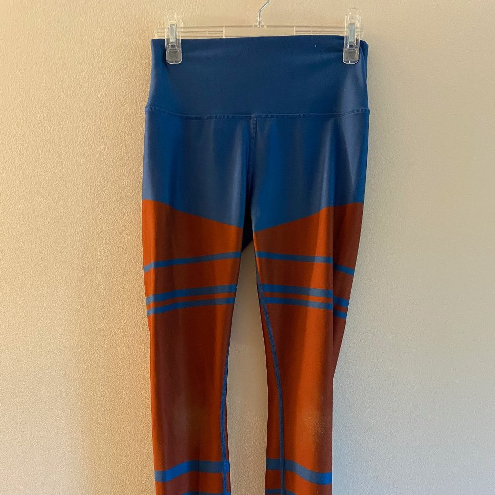 Medium Alo Yoga Leggings